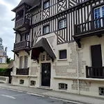 Et Style Au Coeur De L'eventail *