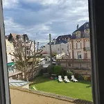 Et Style Au Coeur De L'eventail Cabourg