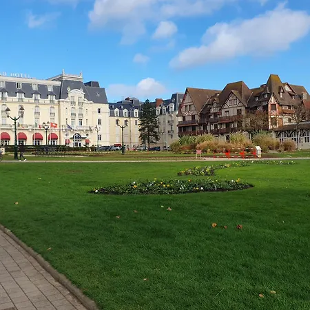 Apartman Et Style Au Coeur De L'eventail *